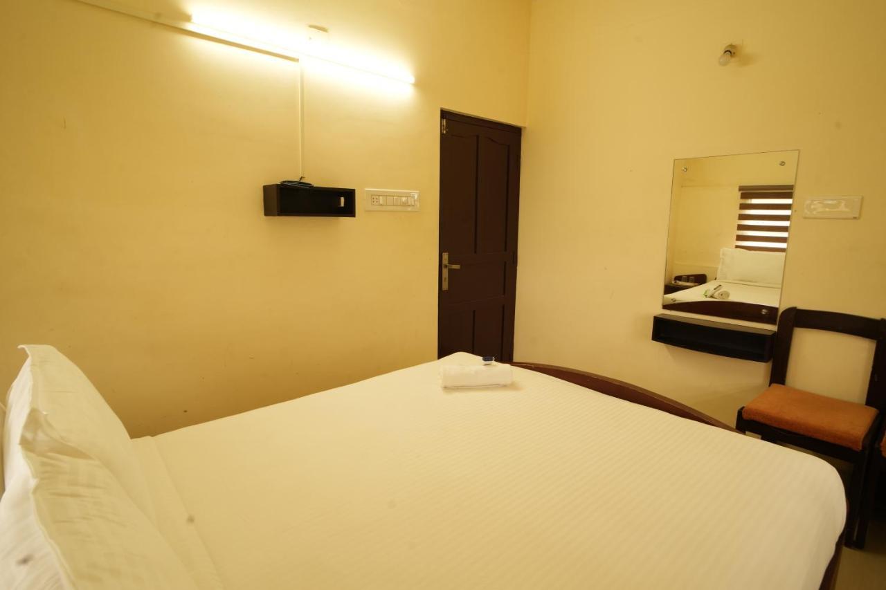 K V Suites Kochi Eksteriør bilde