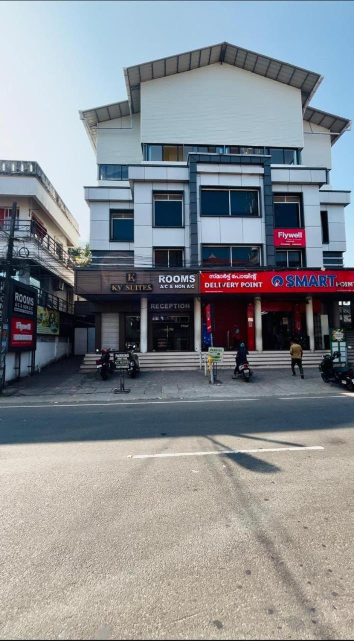 K V Suites Kochi Eksteriør bilde