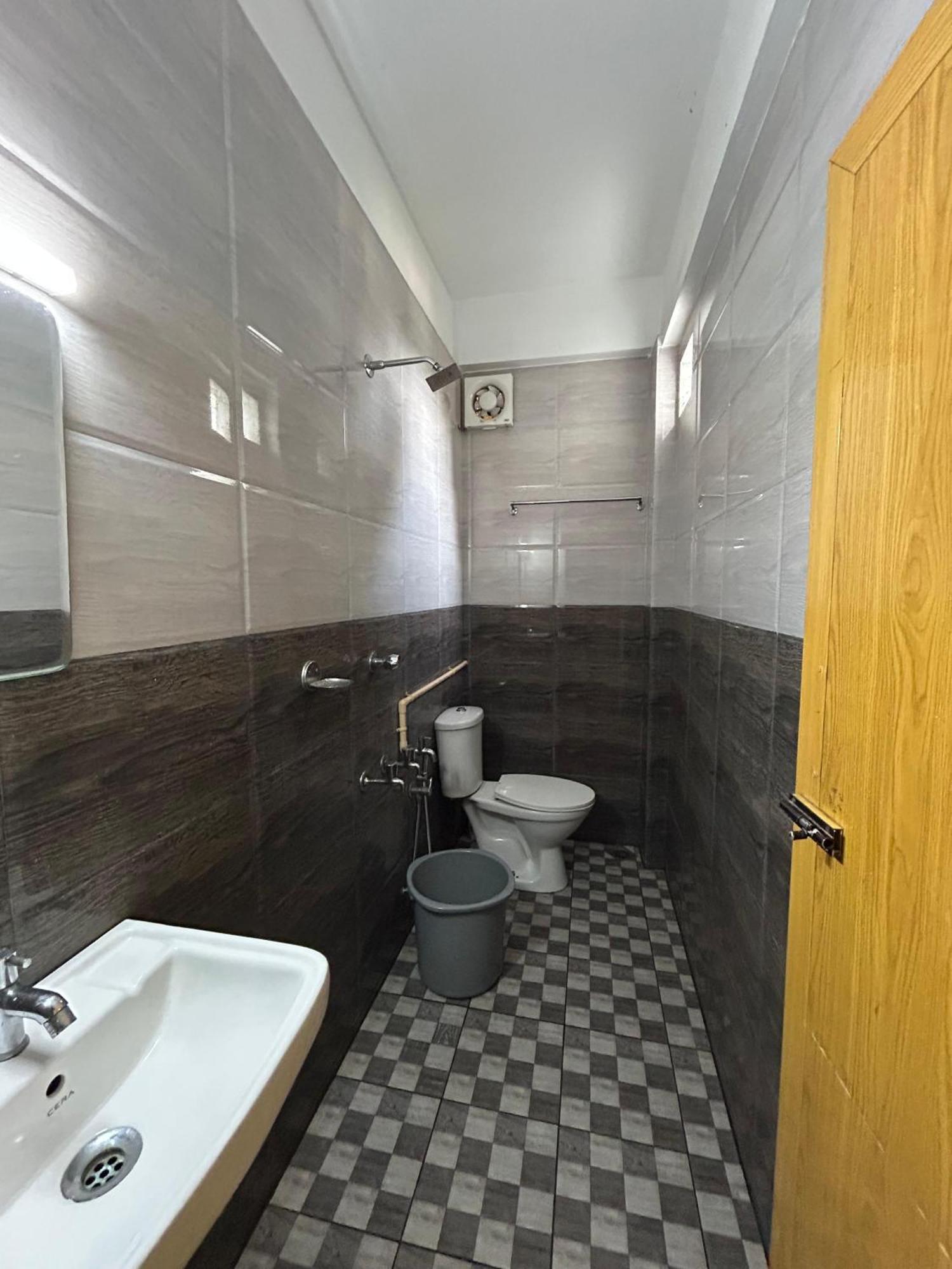 K V Suites Kochi Eksteriør bilde